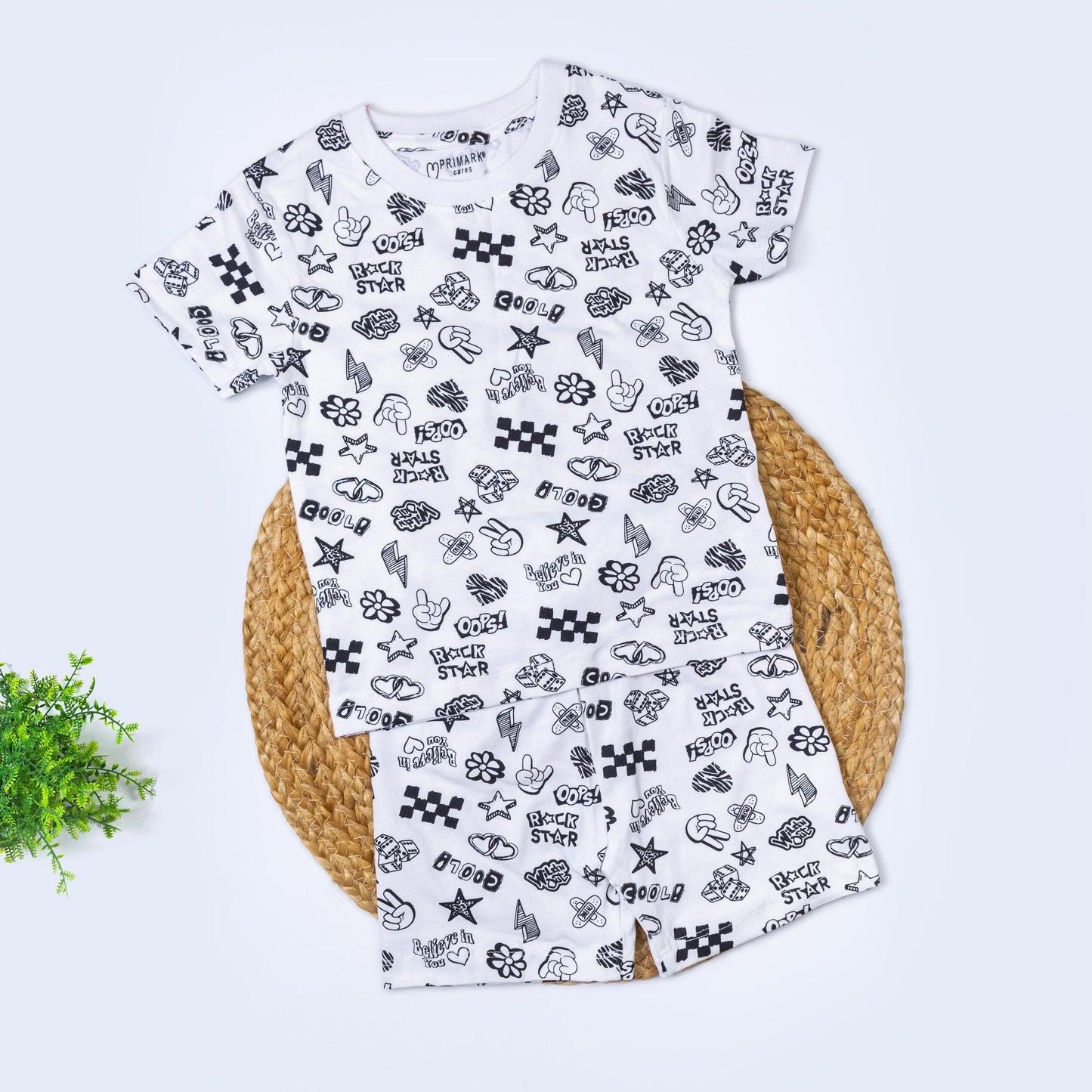 T-Shirt Shorts set (3-6 months)