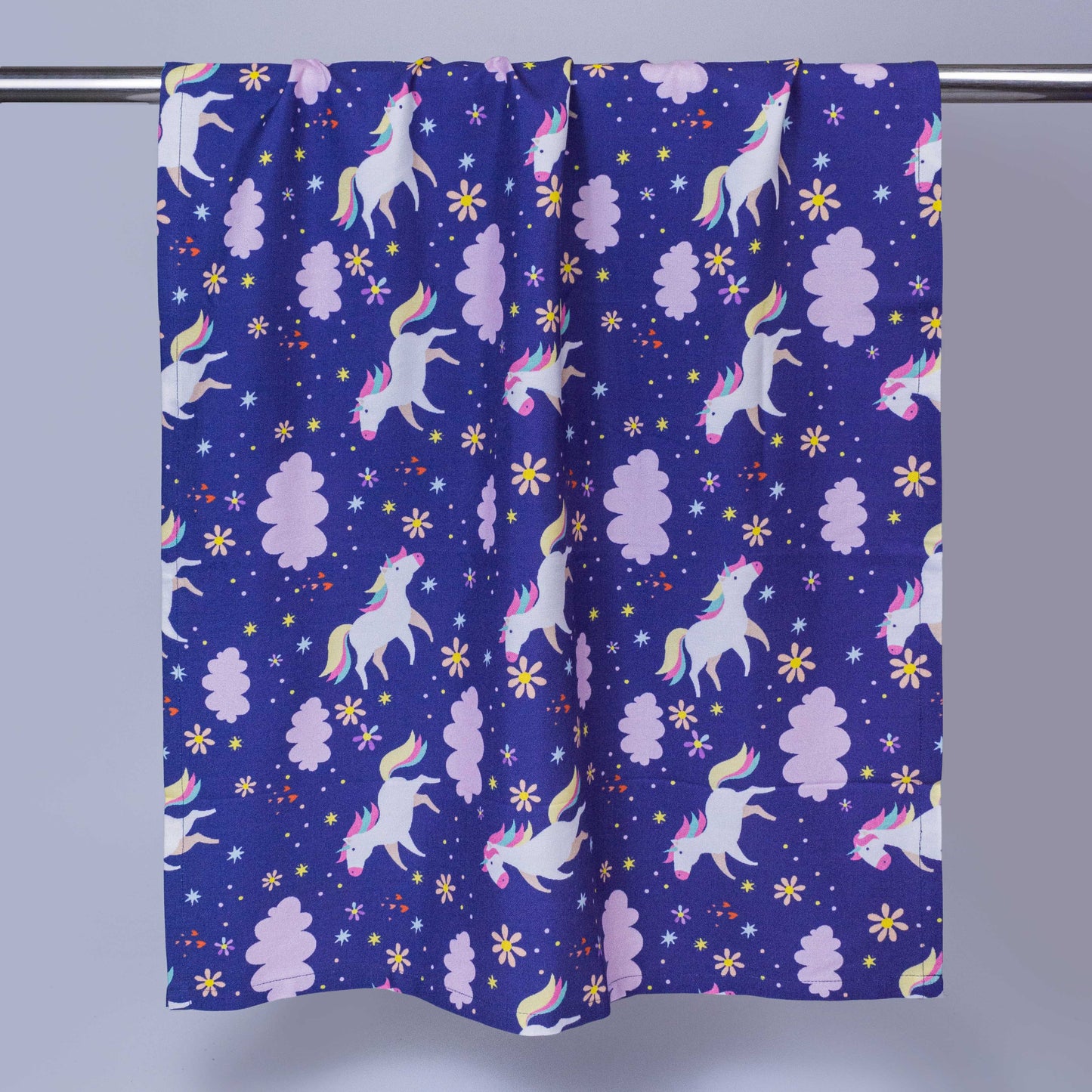 Dreamy Unicorn Bamboo Bath Towel for Kids – Ultra Soft, 3X Absorbent, Antibacterial (60x120 cm)